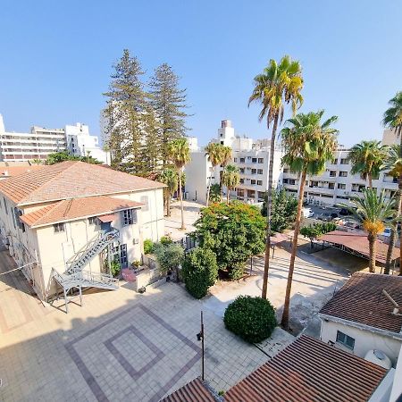 Ferienwohnung Seaside Elegance Retreat Larnaka Exterior foto